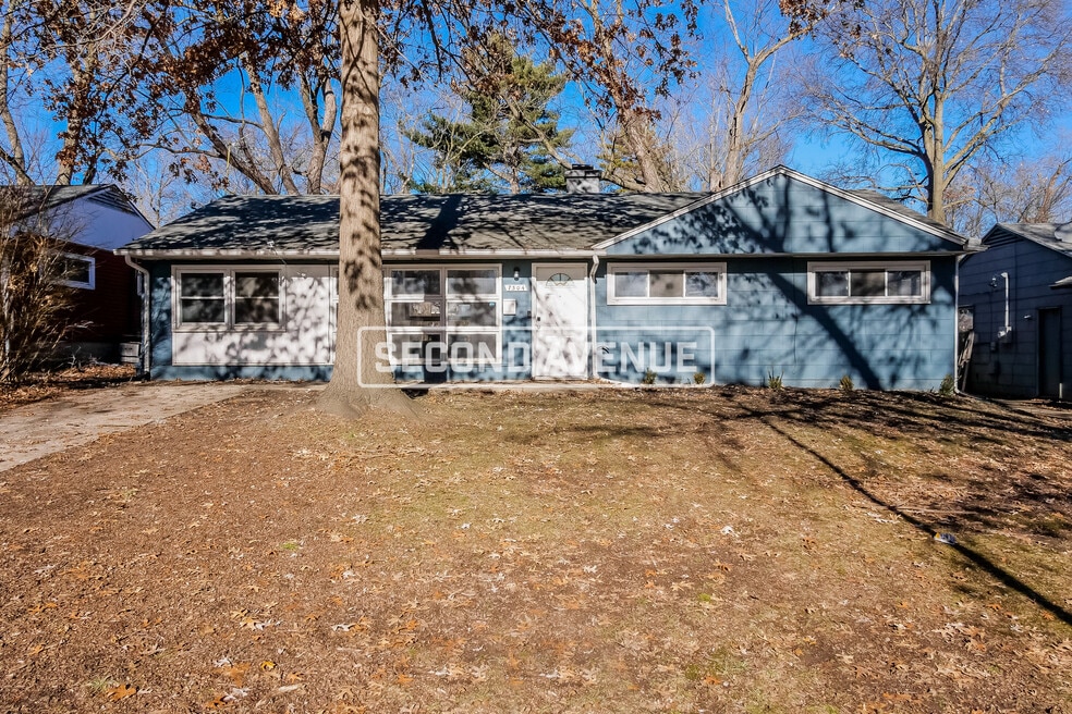 7504 E 111th Terrace, Kansas City, MO 64134 - photo 1