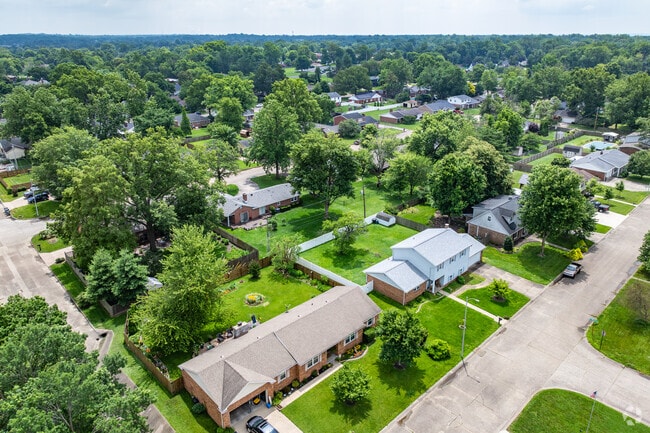 Plaza Park is an Evansville community that blends residential and retail spaces.