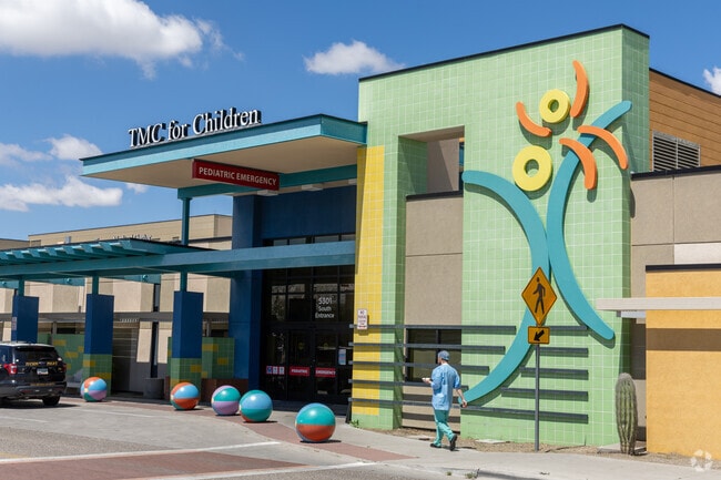 The highly renowned Tucson Medical Center is just 2 miles away from Harlan Heights.