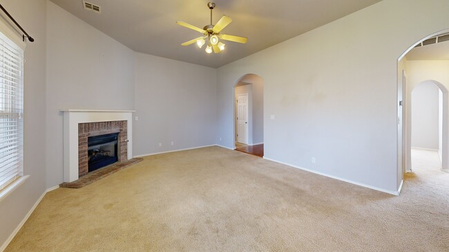712 E Canton St, Broken Arrow, OK 74012 - photo 3