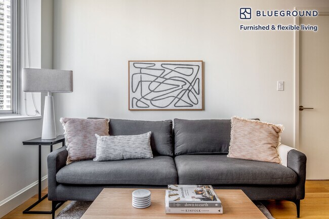 420 E 54th St unit FL21-ID1207, New York, NY 10022 - photo 2