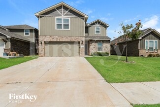 1017 NW 6th St, Newcastle, OK 73065