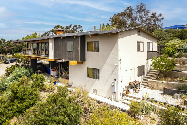 Garden terraces are a notable feature in the Redwood Village neighborhood.