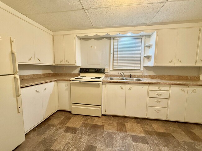 522 E 5th St unit 2, Wayne, NE 68787 - photo 7