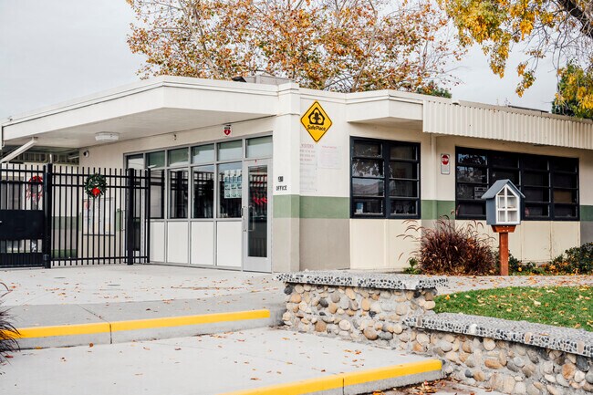 The office will help direct you to where you need to go in Santee Elementary School.