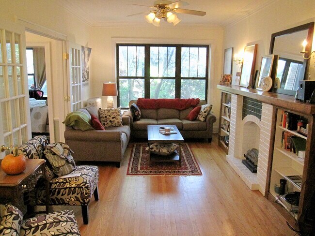 1409 W Albion Ave unit 3, Chicago, IL 60626 - photo 6