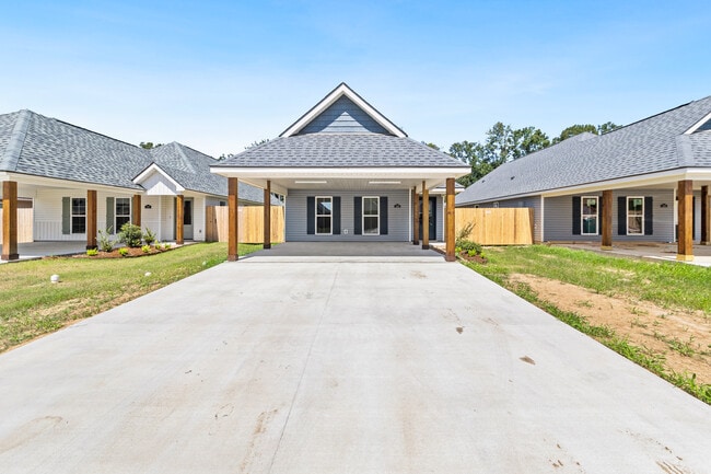 230 Camerons Cove Dr, Carencro, LA 70520 - photo 2