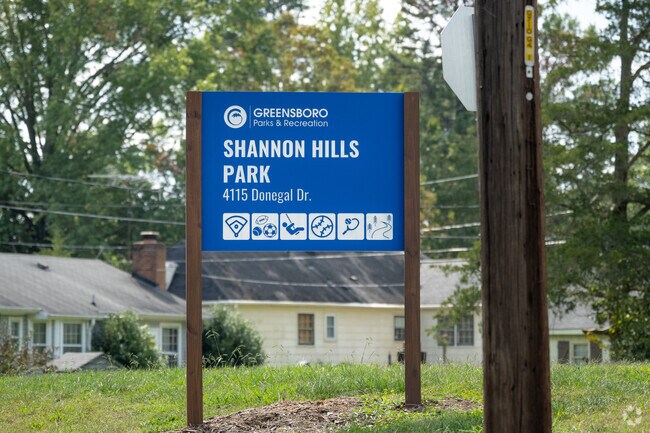 Shannon Hills Park sign near the entrance.