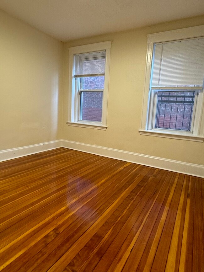 14 Barrows St unit 4, Allston, MA 02134 - photo 7
