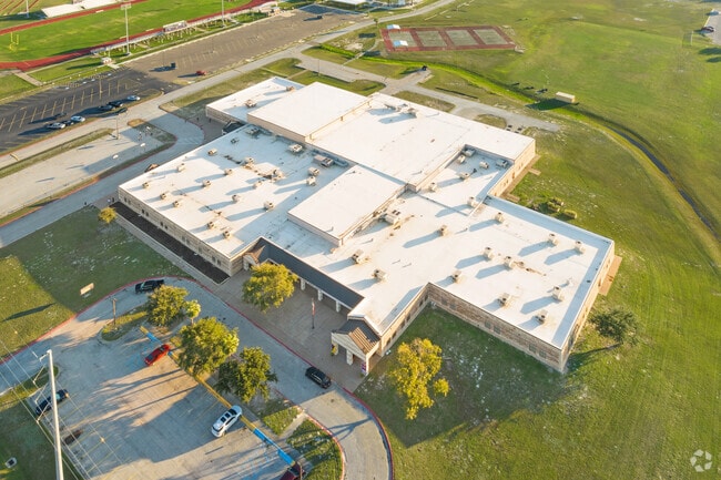 A.C. Blunt Middle School serves students in grades 6-8.