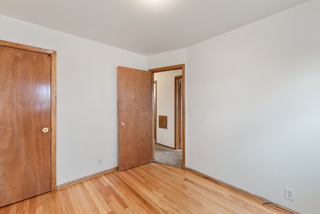 3622 S 77th St, Milwaukee, WI 53220 - photo 6
