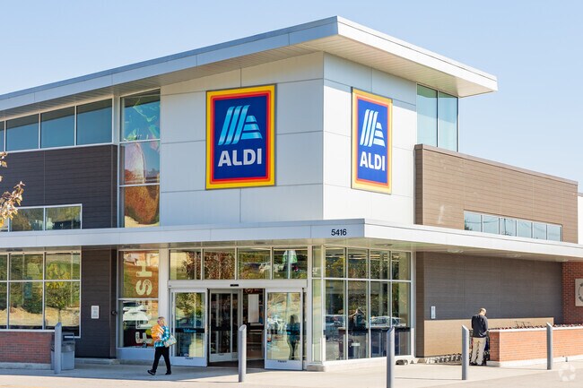 Alice Bell residents are thankful to have an Aldi nearby to shop their low prices.