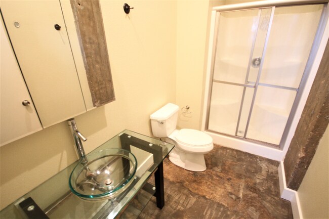 710 S Medina, San Antonio, TX 78207 - photo 6