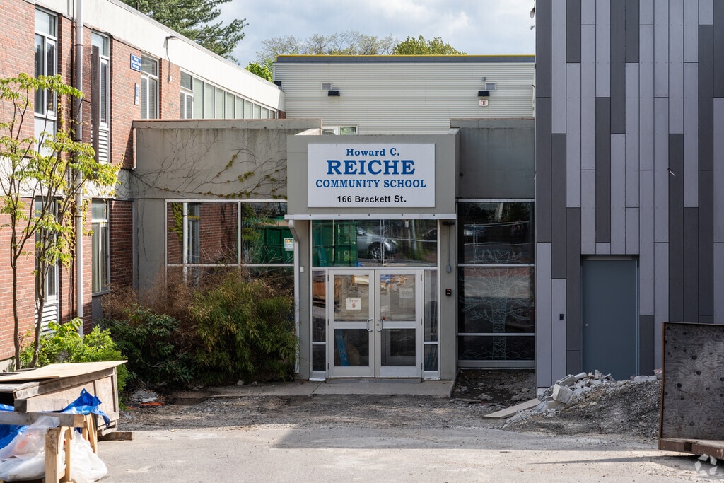 Welcome to Reiche Elementary School in West End.