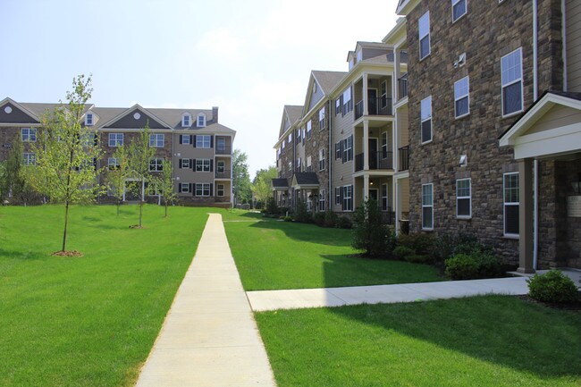 Birchwood Commons, Bethlehem, PA 18020 - photo 3