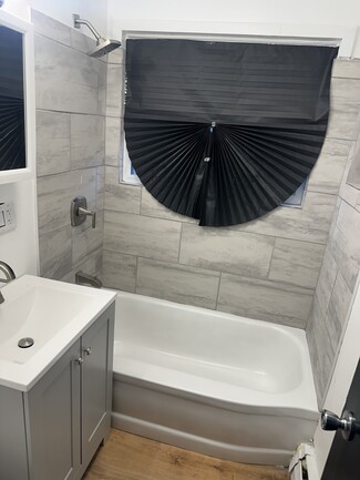 9260 S Halsted St Unit 2W, Chicago, IL 60620