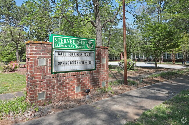 Sternberger Elementary, Rankings & Reviews