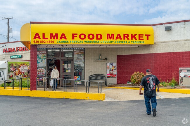 Alma Food Market, a Pigeon Hill grocer, sells prepared food for special events in Aurora, IL.