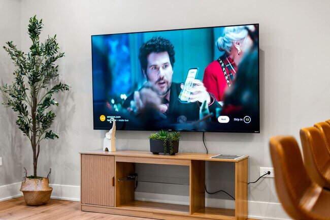 6044 N Winthrop Ave unit ID1363914P, Chicago, IL 60660 - photo 2