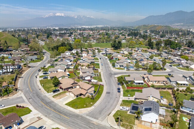 Experience suburban living at its best in Hudson Park.