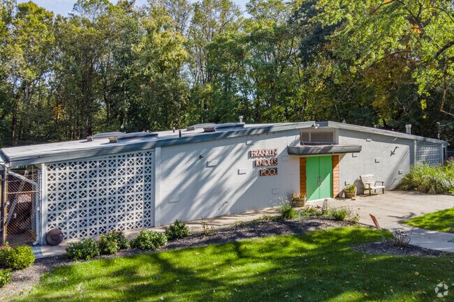 Franklin Knolls Pool offers summer fun in Silver Spring Park.