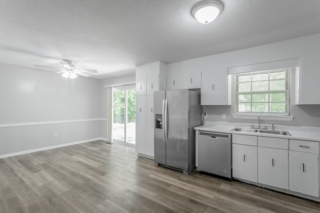 218 Townsend Cir, Ringgold, GA 30736 - photo 7