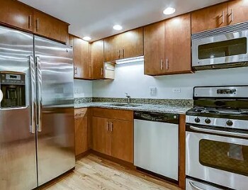 2626 N Sawyer Ave unit G, Chicago, IL 60647 - photo 3