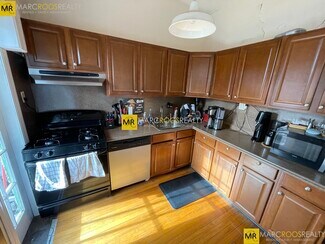 1496 Beacon St Unit 2, Brookline, MA 02446