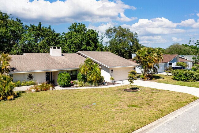 Homes in South Gate Ridge are predominately ranch style.