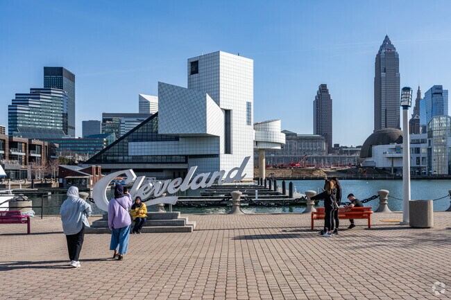 Many of Cleveland's attractions are in North Coast Harbor, a short walk from Campus District.