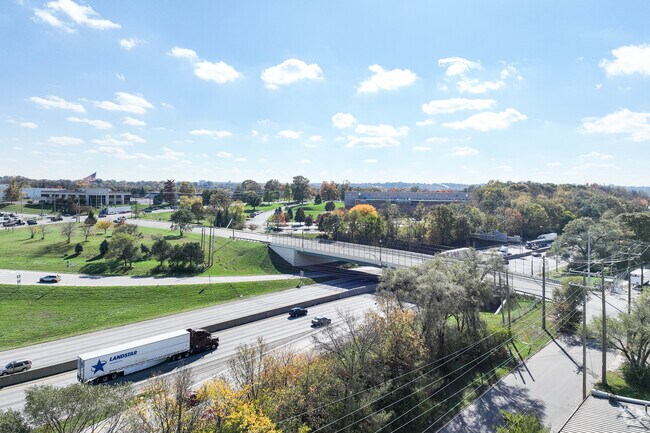 The Carthage area has easy access to downtown Cincinnati via I-75.