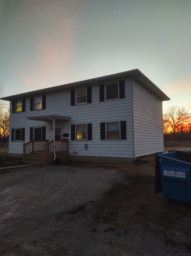 604 S Shabbona St Unit 4, Streator, IL 61364