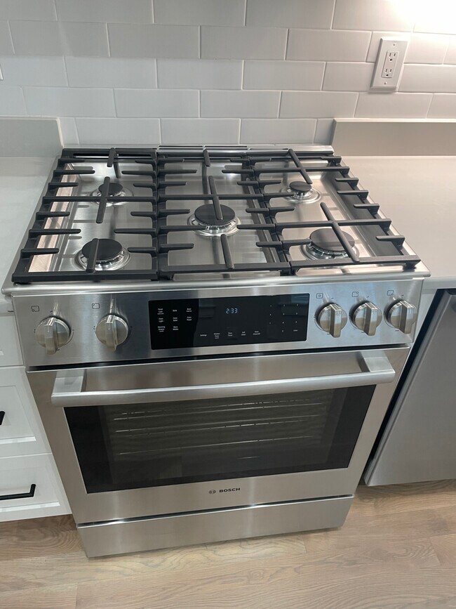 47 Englewood Ave unit 5, Boston, MA 02135 - photo 7