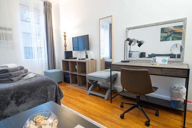 1422 2nd Ave unit ID1031985P, New York, NY 10021 - photo 6