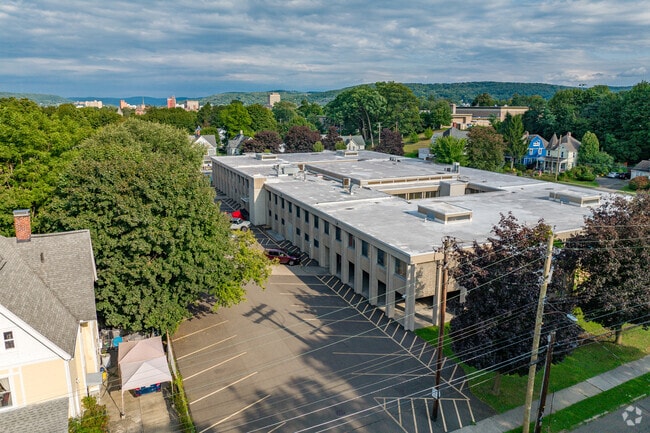 Horace Mann Elementary is located in an urban setting in Binghamton.