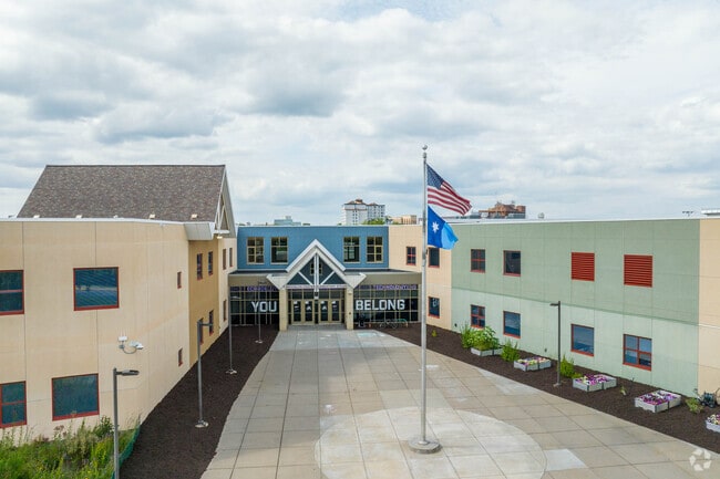 Brooklyn Center Elementary School offers a supportive environment for its 798 students.
