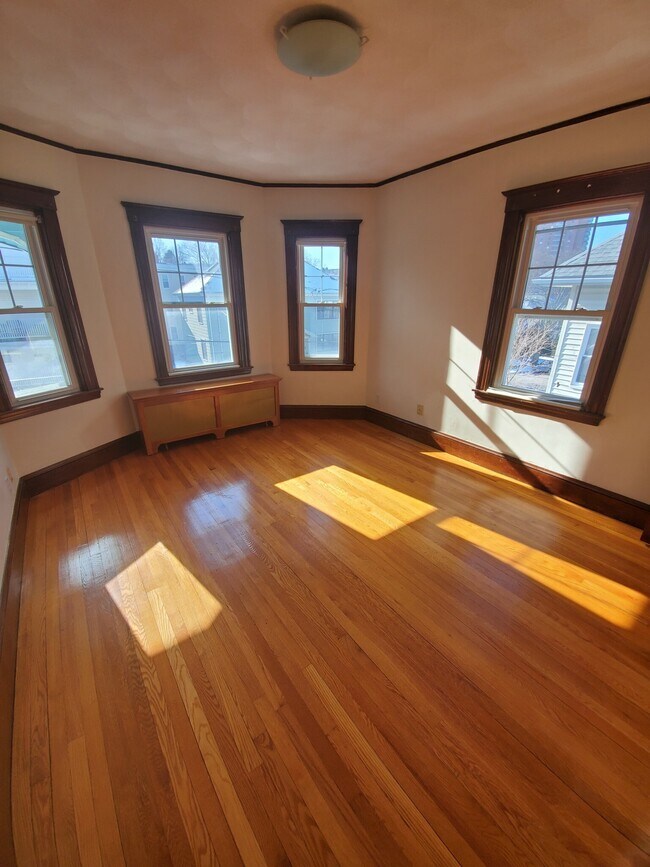 5 Castleton St unit 2, Jamaica Plain, MA 02130 - photo 5