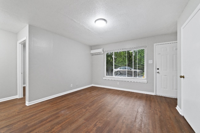 3410 Elizabeth St NW unit 5, Huntsville, AL 35810 - photo 4