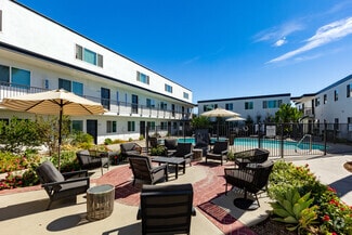 530 Calle la Roda, Camarillo, CA 93010