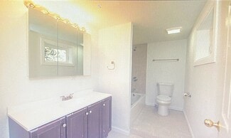 1404 E 11th Ave Unit B, Anchorage, AK 99501