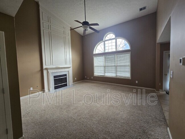 9730 Hunting Ground Ct, Louisville, KY 40228 - photo 4