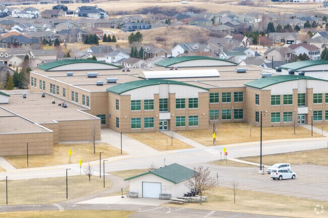 Horizon Middle School has an overall B+ rating on Niche.