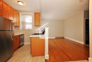 168 Winthrop Rd Unit 4, Brookline, MA 02445