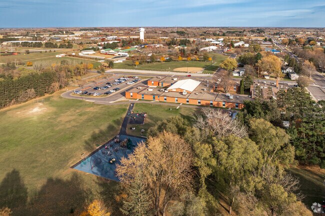 Isanti Primary School’s welcoming learning community means young children feel seen, supported and excited to learn.