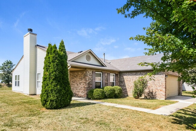 5768 N Peppereel Way, Mc Cordsville, IN 46055 - photo 3