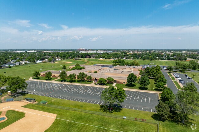 Courses in Reading, Writing, and Literature are available at Edinbrook Elementary School.