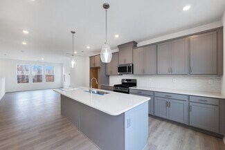 1617 Blanche St, Charlotte, NC 28262