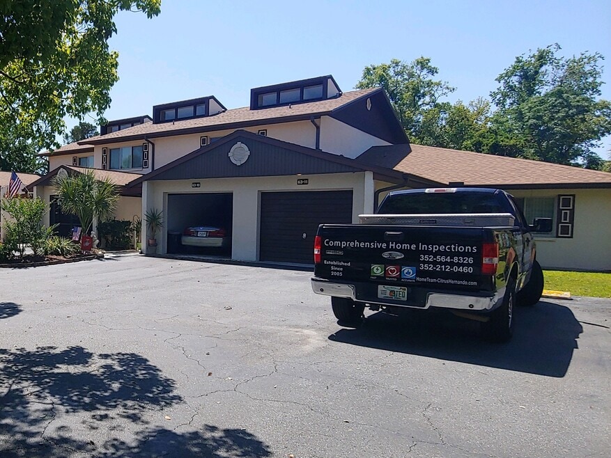 63 Douglas St unit 11, Homosassa, FL 34446 - photo 1