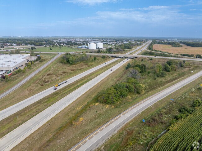 Park Haven locals use East San Marnan and US 20 for quick access to nearby amenities.