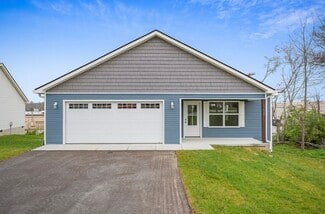 168 Sky View Meadow Dr, Crossville, TN 38555